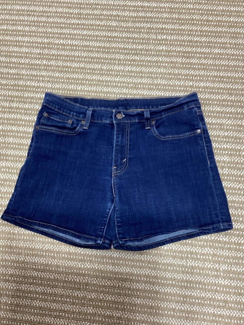 Levi's Size 30 Deep Blue Denim Women's Shorts